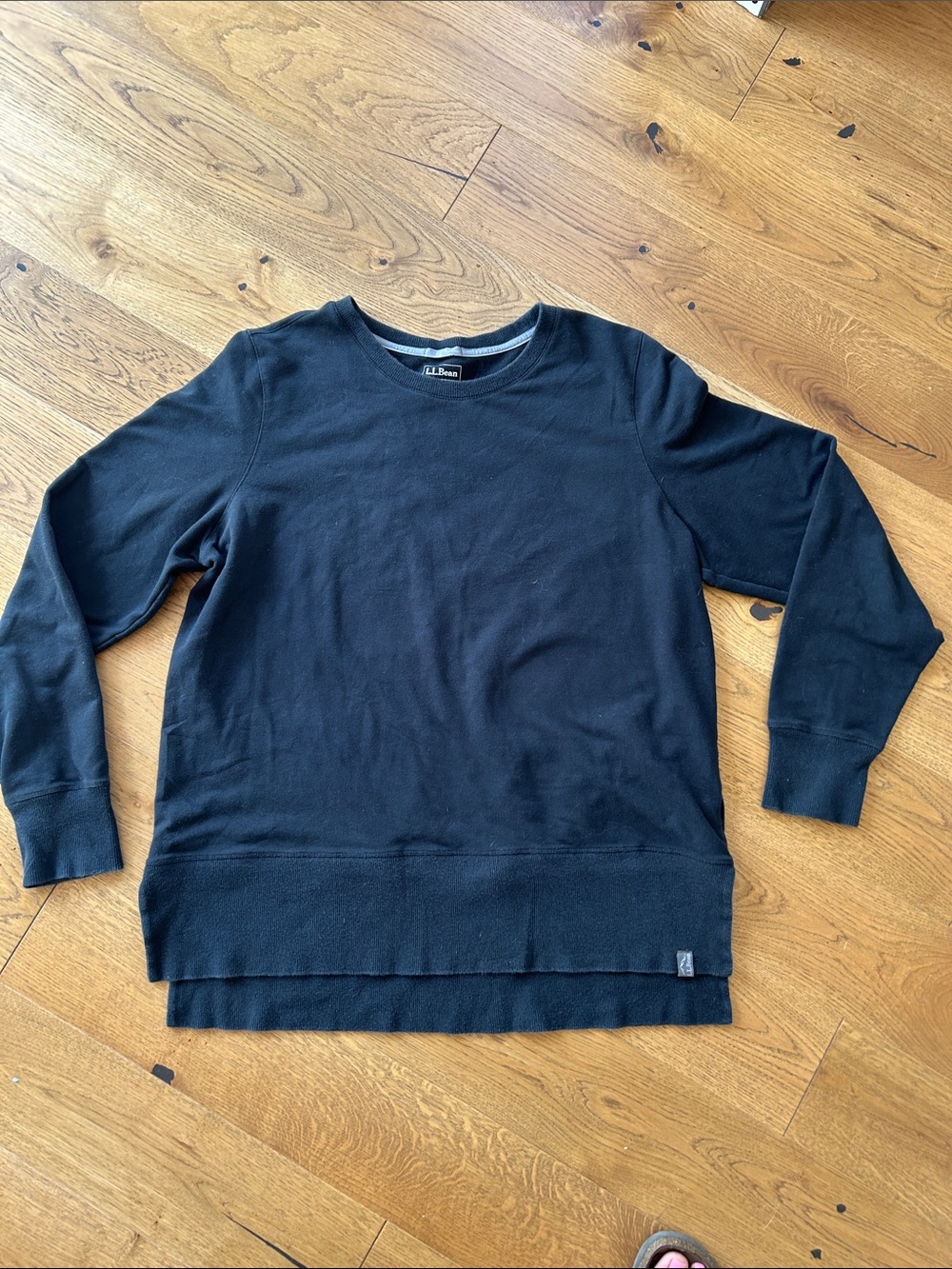 L.L.Bean Black Crewneck Pullover - Women's XL